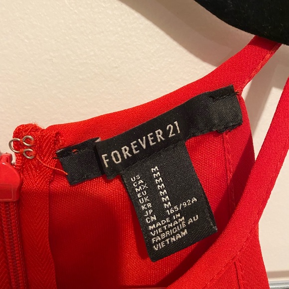 Forever 21 Red Maxi Dress. Size M - Picture 3 of 4